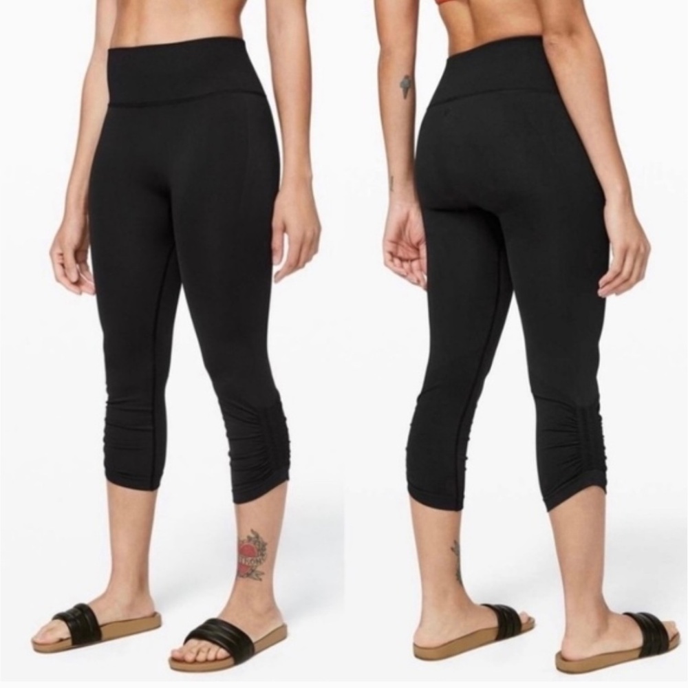 Lululemon Ebb To Street Crop 21"‎ black cropped seamless legging